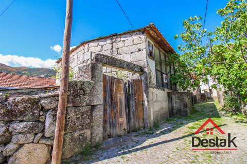 Moradia para venda situada em São Pedro do Sul