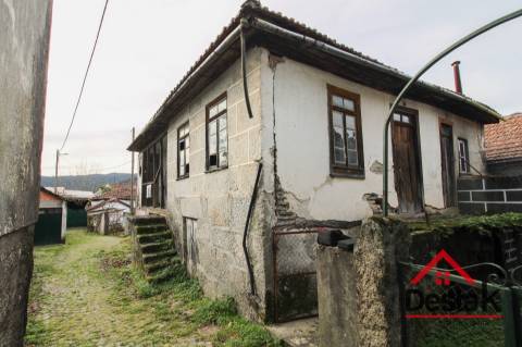 Moradia para venda situada em São Pedro do Sul