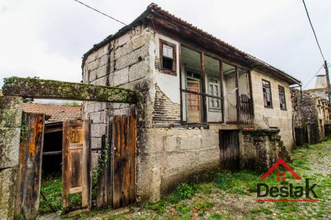 Moradia para venda situada em São Pedro do Sul