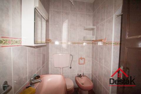 Moradia V2, Crescido Fataunços, Vouzela