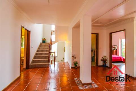 Moradia V5 situada em São Pedro do Sul, Viseu