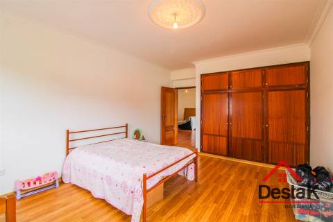 Moradia V5 situada em São Pedro do Sul, Viseu