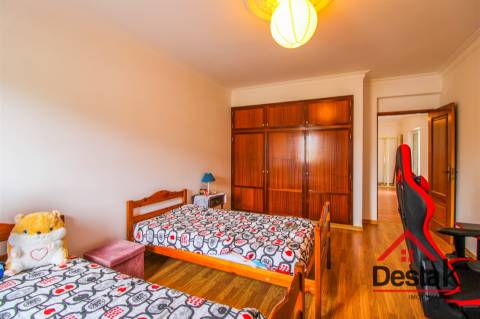 Moradia V5 situada em São Pedro do Sul, Viseu