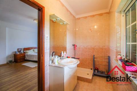 Moradia V5 situada em São Pedro do Sul, Viseu