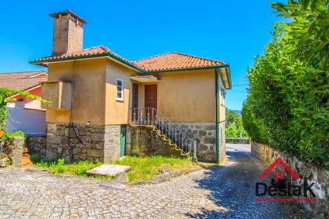 Moradia V3 para venda em Baiões São Pedro do Sul