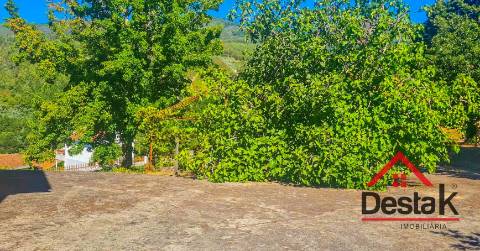 Moradia V5, situada na tranquila aldeia de Amoreira, em Sul