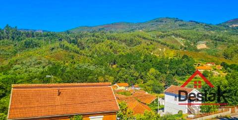 Moradia V5, situada na tranquila aldeia de Amoreira, em Sul