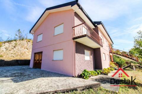 Moradia V5para venda em São Pedro do Sul