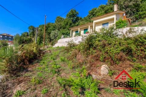 Terreno para venda em Travanca - São Félix