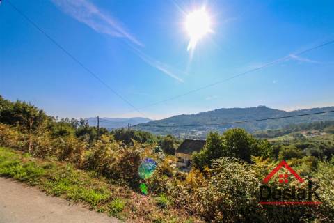 Terreno para venda em Travanca - São Félix