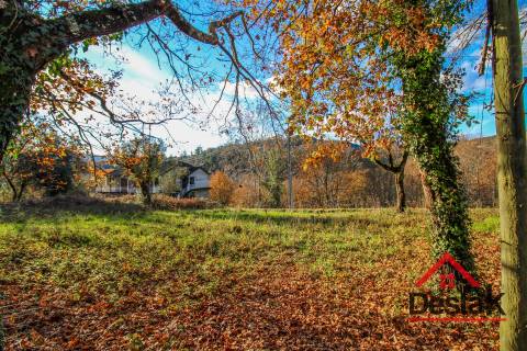 Terreno rústico com viabilidade de construção em São Pedro do Sul
