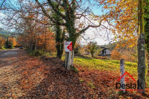 Terreno rústico com viabilidade de construção em São Pedro do Sul