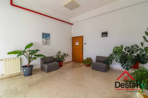 Pavilhão Industrial na Zona Industrial de Oliveira de Frades