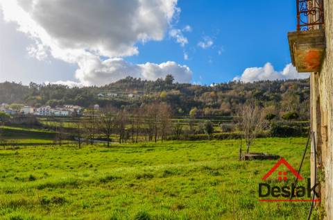 Terreno Urbano em zona nobre de São Pedro do Sul