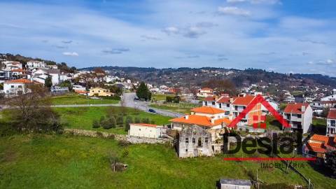 Terreno Urbano em zona nobre de São Pedro do Sul