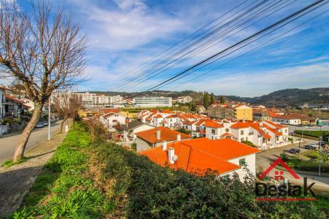 Lote de terreno para construção com 600 m² no centro da cidade