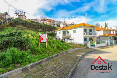 Lote de terreno para construção com 600 m² no centro da cidade