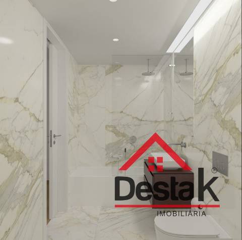 Apartamento T4 inserido no empreendimento Marina Douro