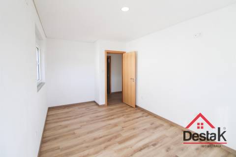 Moradia V3 para venda em Negrelos, São Pedro do Sul