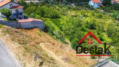 Lote de terreno para venda em Lamego