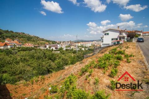 Lote de terreno para venda em Lamego