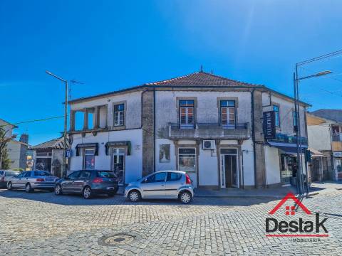 Prédio para venda em Moimenta da Beira