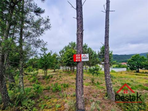 Terreno à venda em Carvalhal