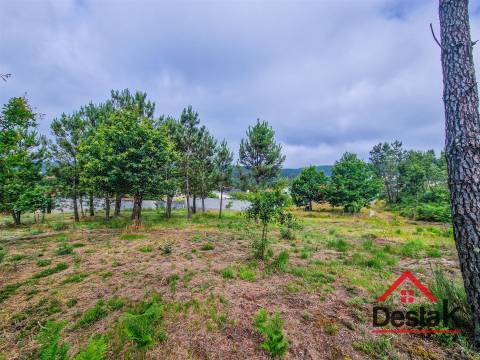 Terreno à venda em Carvalhal