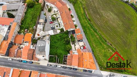 Excelente Terreno p/ Construção a 350 m do Amial