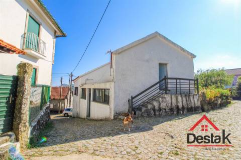 Moradia V4 em Covas, Fornelo do Monte, Vouzela
