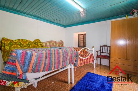 Moradia V4 em Covas, Fornelo do Monte, Vouzela