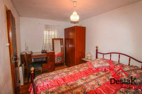 Moradia V4 em Covas, Fornelo do Monte, Vouzela