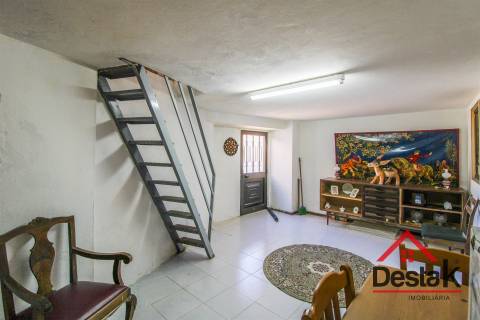 Moradia V4 em Covas, Fornelo do Monte, Vouzela