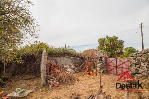 Moradia para reconstrução em Vouzela