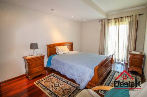 Moradia V5 situada em  São Pedro do Sul Viseu