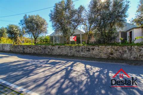 Lote urbano para construção à venda em Moçâmedes