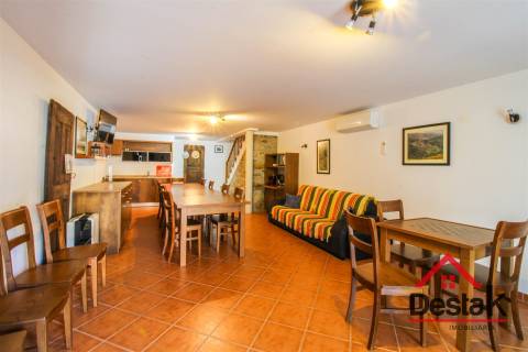 Moradia V4 no Candal, São Pedro do Sul