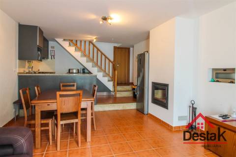 Moradia V2 no Candal, São Pedro do Sul