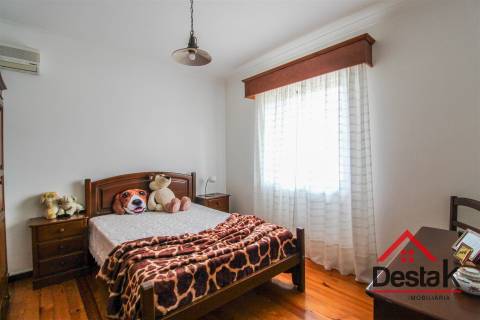 Moradia isolada V5 para venda em São Pedro do Sul