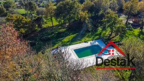 Herdade turística para venda em São Pedro do Sul