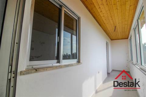 Moradia V3 para venda em Cotães, São Pedro do Sul