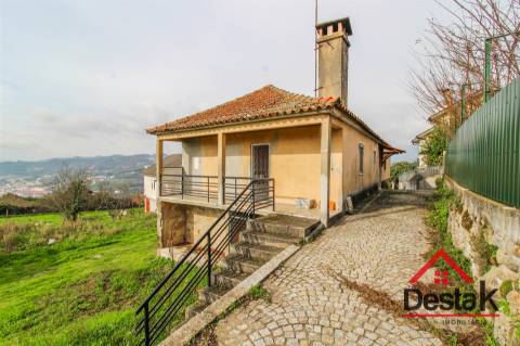 Moradia V3 para venda em Cotães, São Pedro do Sul