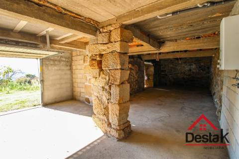 Moradia V3 para venda em Cotães, São Pedro do Sul