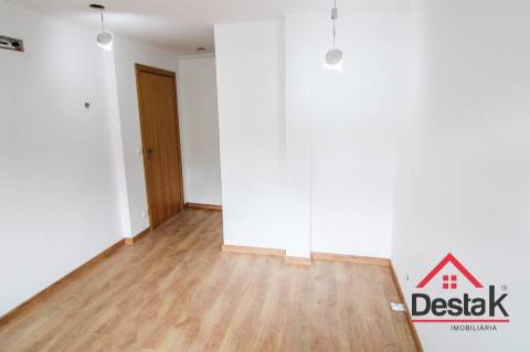 Apartamento T2 Duplex para venda em São Pedro Do Sul com vista Rio!