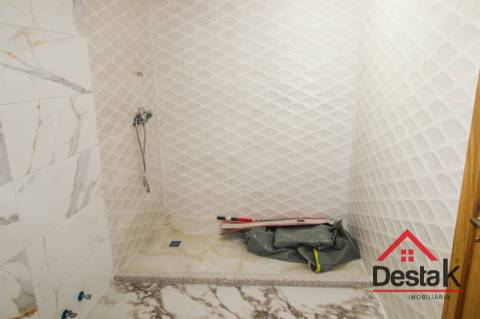 Apartamento T2 Duplex para venda em São Pedro Do Sul com vista Rio!