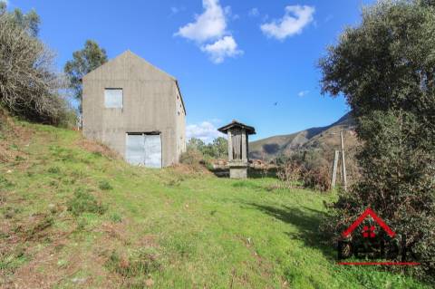 Terreno para venda em Candal