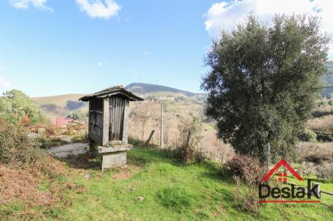 Terreno para venda em Candal