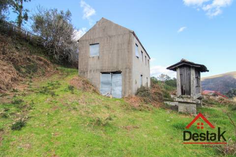 Terreno para venda em Candal