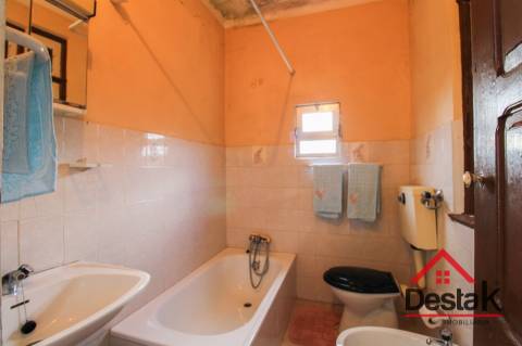 Moradia isolada em Pedra V4 em Ervilhal, São Pedro do Sul