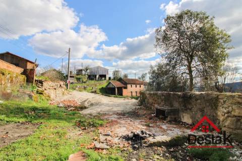 Moradia isolada em Pedra V4 em Ervilhal, São Pedro do Sul